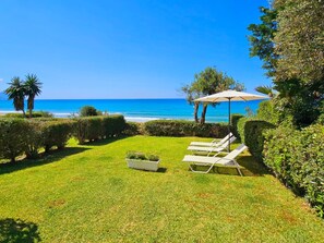 House, 1 Bedroom, Smoking, Terrace | Property grounds