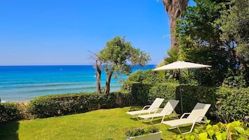 House, 1 Bedroom, Smoking, Terrace | Property grounds
