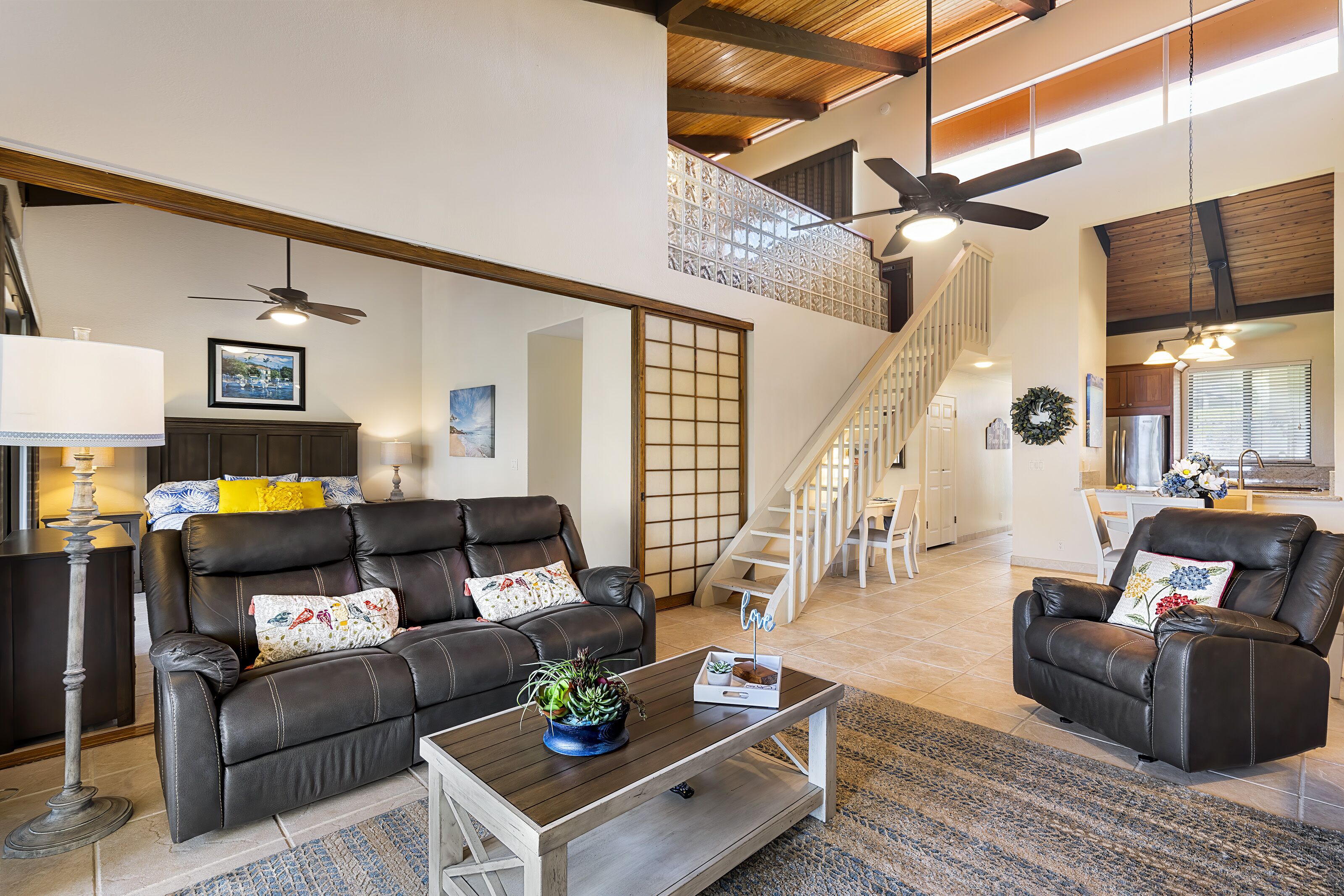 TV, DVD player, books, stereo