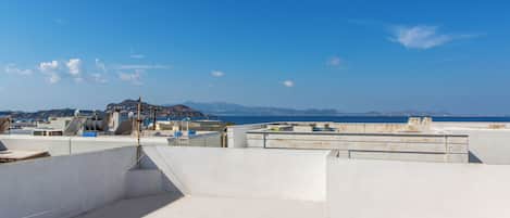 Apartamento, 2 quartos, para fumantes, sacada | Terraço/pátio