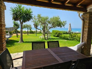 Apartment, 2 Bedrooms, Smoking, Garden View | Outdoor dining