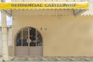 Entrée de l’hébergement