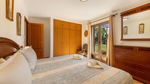 Unclassified image, 4 of 45, button - Spacious Mallorcan Villa “Es Rafal Nostro 11” with Pool (Felanitx)