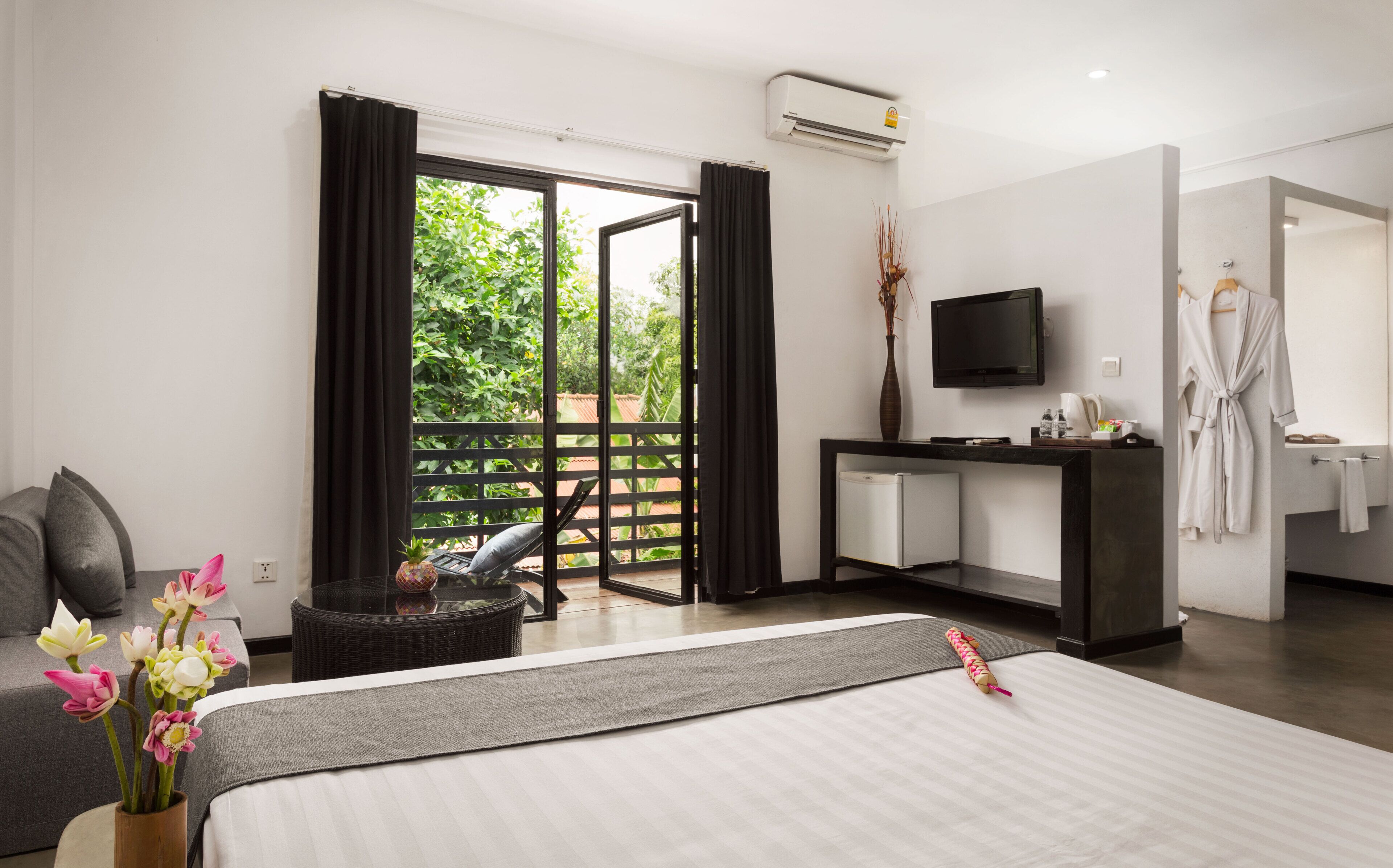 3 habitaciones y acceso a internet 