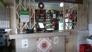 酒吧（店内）