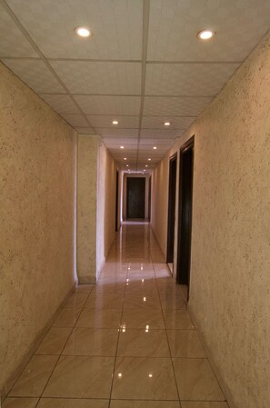 Hallway - Shurooq Shams Hotel & Tours By Sunrise (Amman)