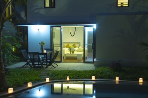 تناول الطعام بالخارج