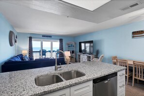 Interior - "Peace of Paradise" - Direct Oceanfront, Amazing Views! (Surf City)