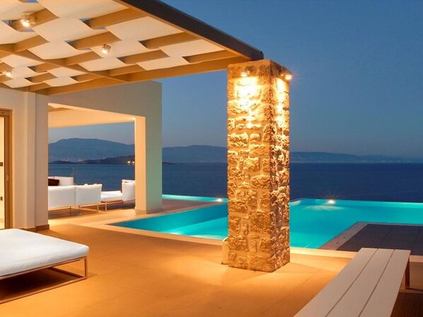 Villa, 4 habitaciones, para fumadores, alberca privada | Exterior