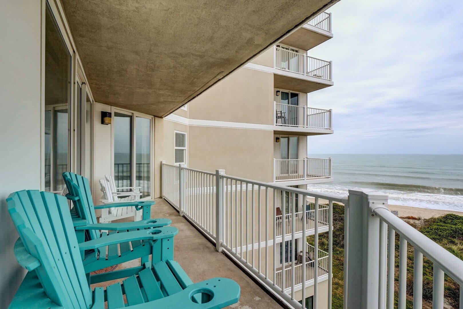 Recently Updated Oceanfront Condo