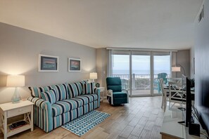 Smart TV, DVD player