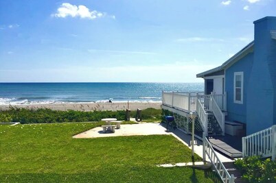 Direct Oceanfront with Secluded privacy