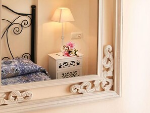 3 slaapkamers, een strijkplank/strijkijzer, internet, beddengoed