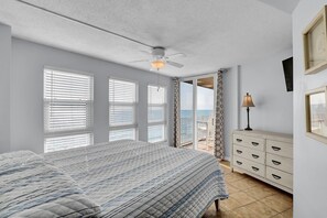 3 chambres, fer et planche à repasser, accès au Wi-Fi (inclus)