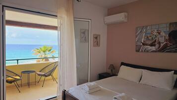 Apartment, 2 Schlafzimmer, Raucher, Balkon | 3 Schlafzimmer, Bügeleisen/Bügelbrett, Bettwäsche