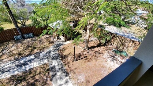The courtyard apartment