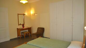 Apartment, 1 Bedroom, Smoking, Balcony | 1 bedroom