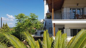 Villa, 4 Bedrooms, Balcony, Garden View | Exterior