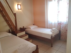 House, 2 Bedrooms, Smoking, Terrace | 2 bedrooms