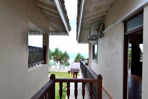 Guru Beach Resort
