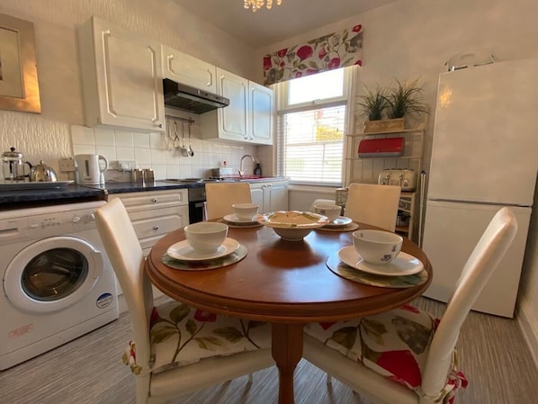 Family Apartment (First Floor) | Private kitchen