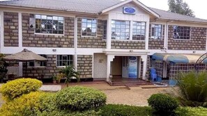 Exterior - Downhill Springs Resort (Webuye)