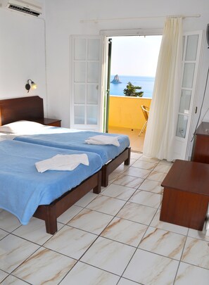 Apartment, 2 Bedrooms, Smoking, Balcony | 2 bedrooms, iron/ironing board, bed sheets - Holiday Apartments With Pool Maria on Agios Gordios Beach (Corfu)