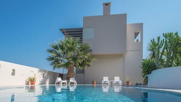 Vila, 5 quartos, piscina particular, vista para o oceano | Piscina | Piscina externa