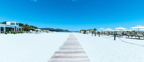 Playa en los alrededores