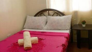 2 bedrooms, WiFi, bed sheets, wheelchair access