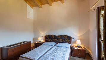 3 chambres, Wi-Fi gratuit, draps fournis