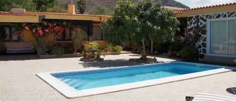 Beheizter Pool
