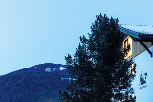 Modern "Hus Apartment - Nr. 1" with Balcony, Garden & Wi-Fi