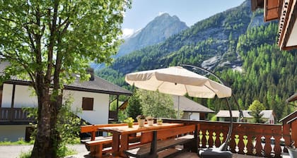 Schöne Wohnung für 6 Personen mit W-LAN, TV und Innenhof