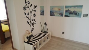 Interior - Charming Holiday Apartment in Torre dell'Orso with Sea View, Air Conditioning & Balcony; Parking Available (Torre dell'Orso)