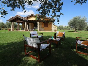 Property grounds - Beautiful private villa for 5 people with A/C, WIFI, private pool, TV, terrace and panoramic view (Sutri)