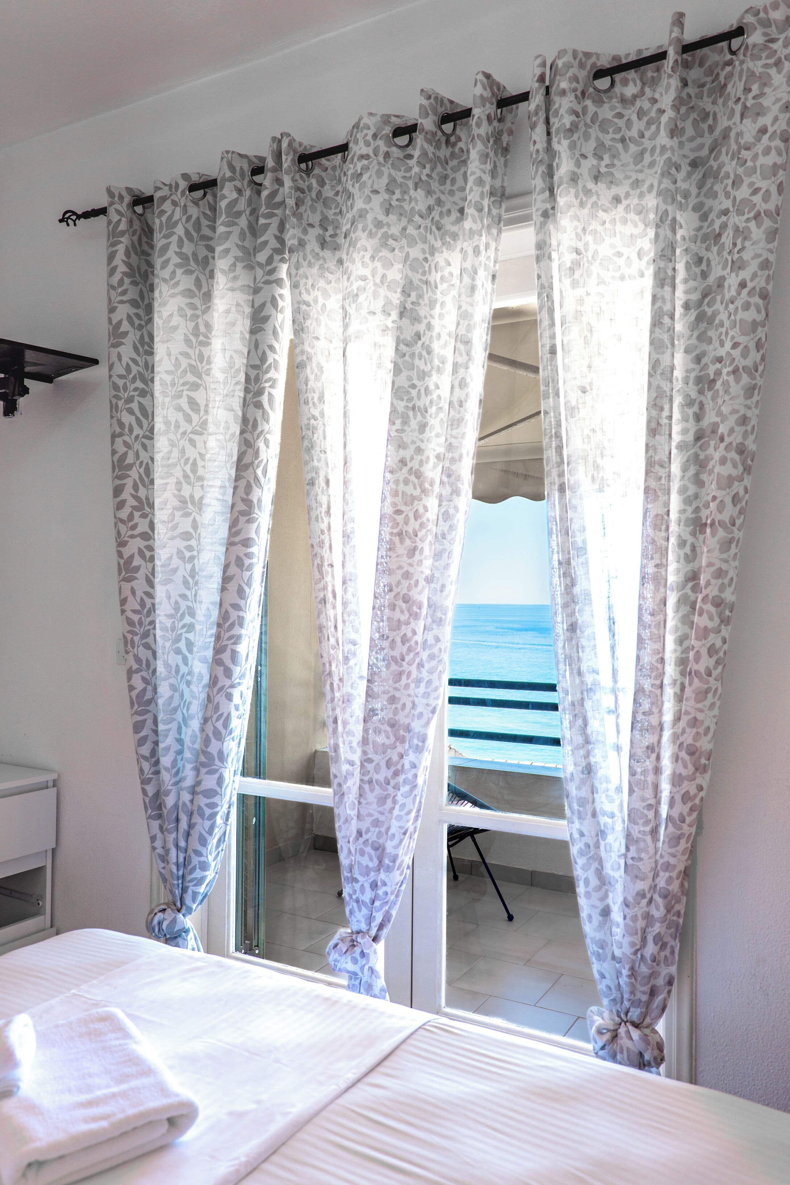 Apartment, 2 Bedrooms, Balcony, Mountain View