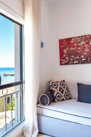 Appartement, 2 slaapkamers, balkon, uitzicht op bergen | Balkon