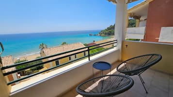 Apartment, 2 Schlafzimmer, Balkon, Bergblick | Unterkunftsgelände