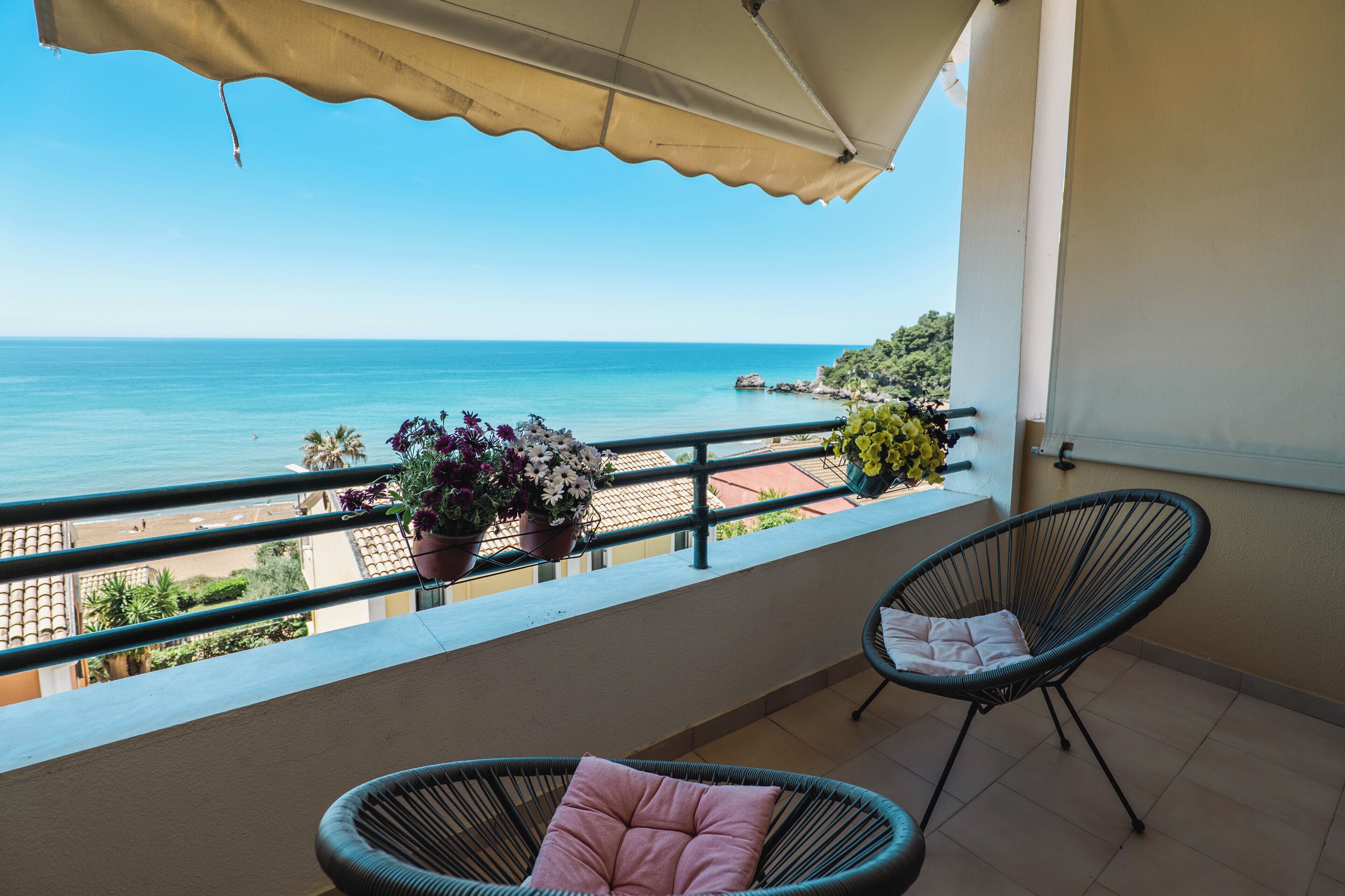 Apartment, 2 Bedrooms, Balcony, Mountain View | Balcony