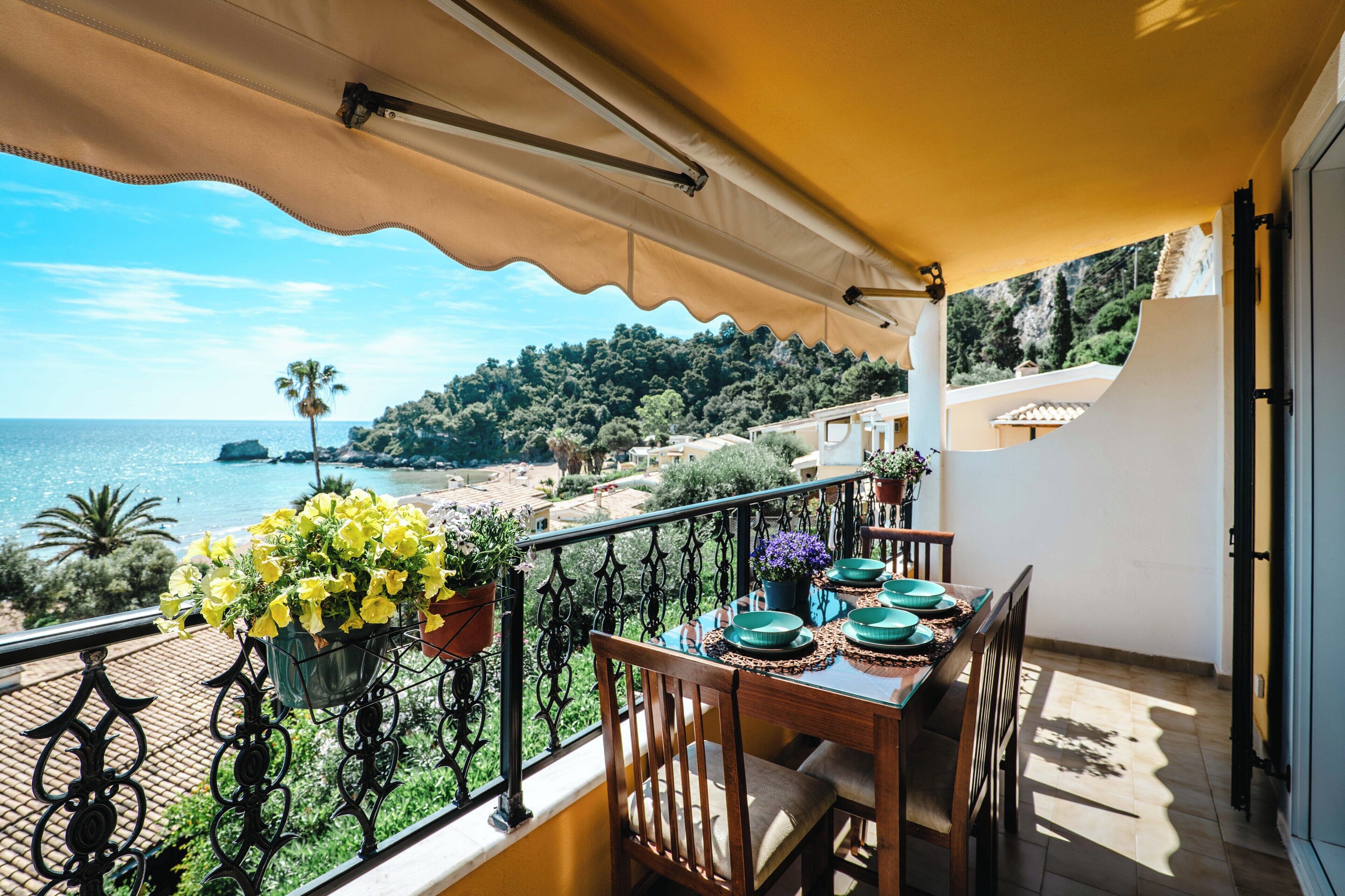 Apartment, 1 Bedroom, Balcony, Mountain View | Balcony