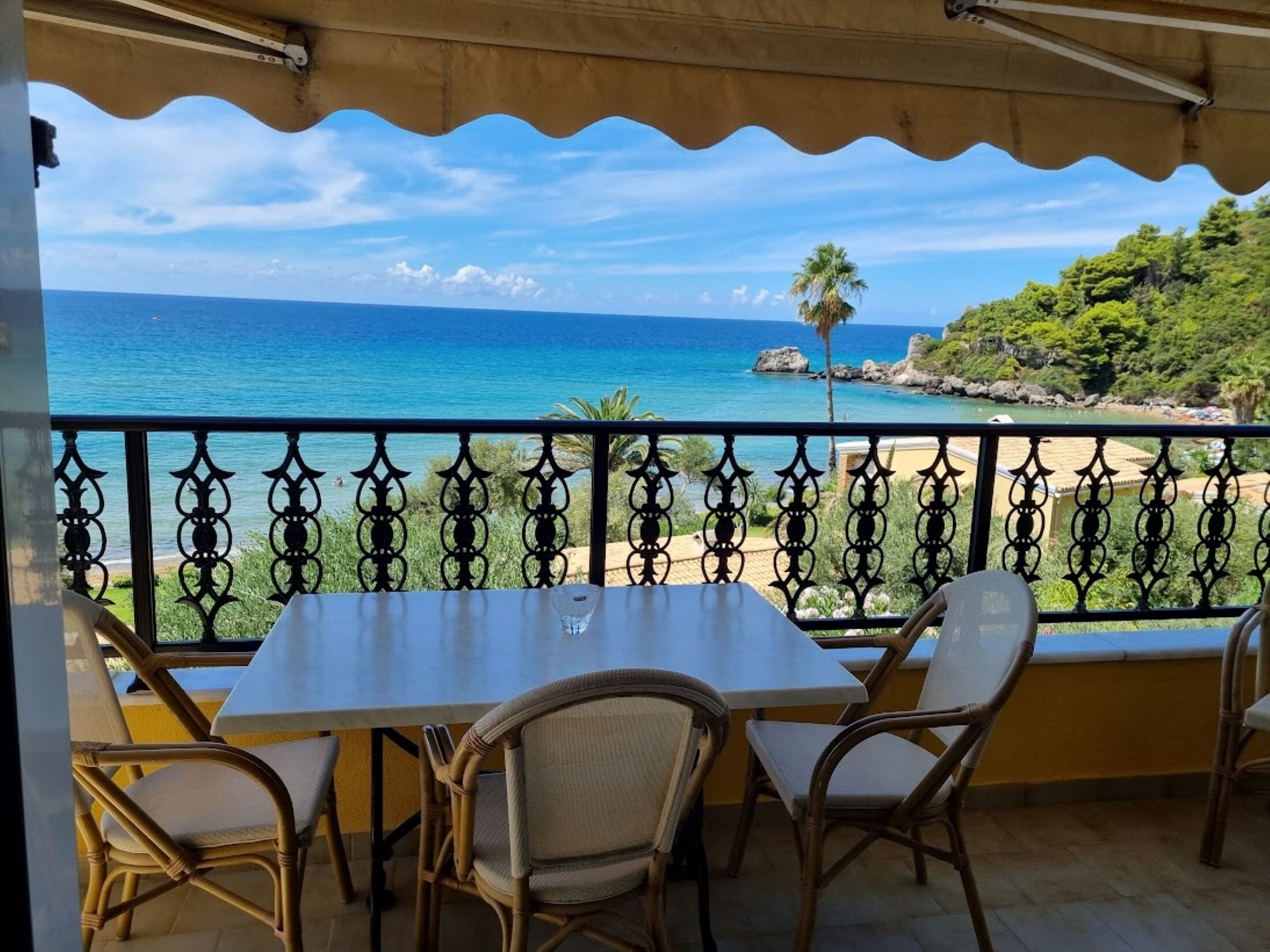 Apartment, 1 Bedroom, Balcony, Mountain View | Property grounds