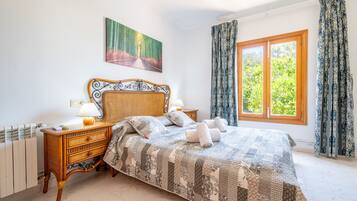 4 soveværelser, strygejern/strygebræt, gratis Wi-Fi, sengetøj