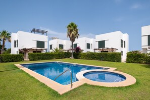 Pool - Villa with pool and sea view - Villa Rica (MENORCA)
