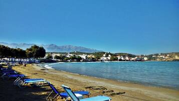 Apartamento, varias habitaciones, fumadores, balcón | Playa