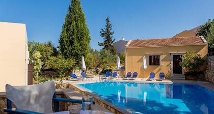 Group Accomodation, Heliopetra Studios And Houses