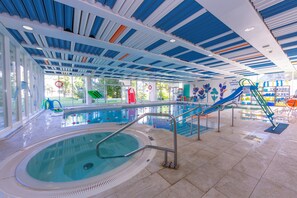 Bain à remous intérieur