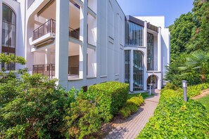Family Apartment, Multiple Bedrooms (Maraini Elegante) | Front of property