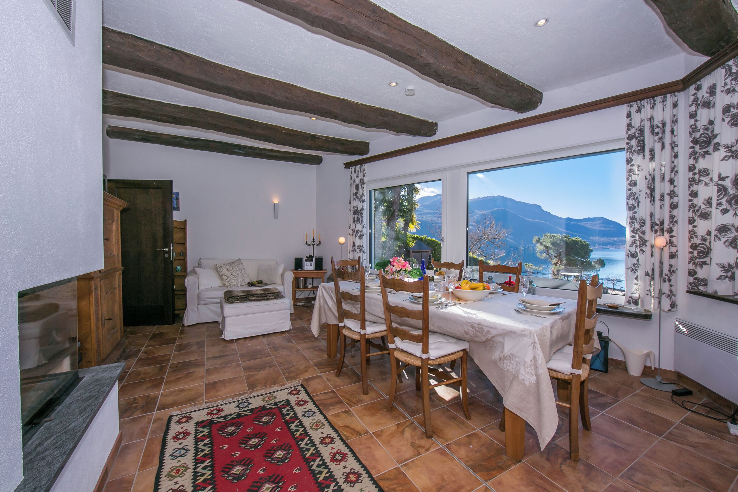 Honeymoon villa, 2 slaapkamers, 2 badkamers (Morcote Magic View) | Dineerruimte