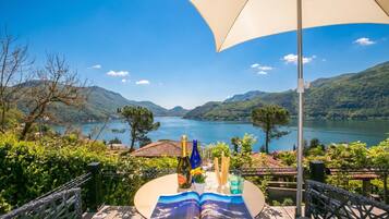 Honeymoon Villa, Multiple Bedrooms, 2 Bathrooms (Morcote Magic View) | Lake view